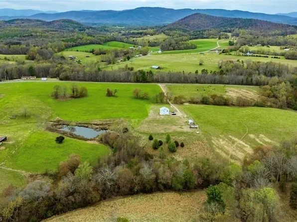 322 Layell Rd, Elkin, NC 28621