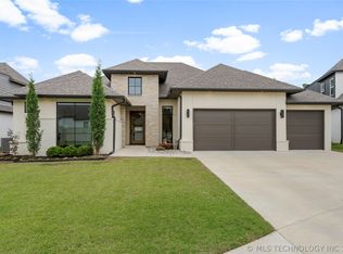 5708 E 100th Pl, Tulsa, OK 74137