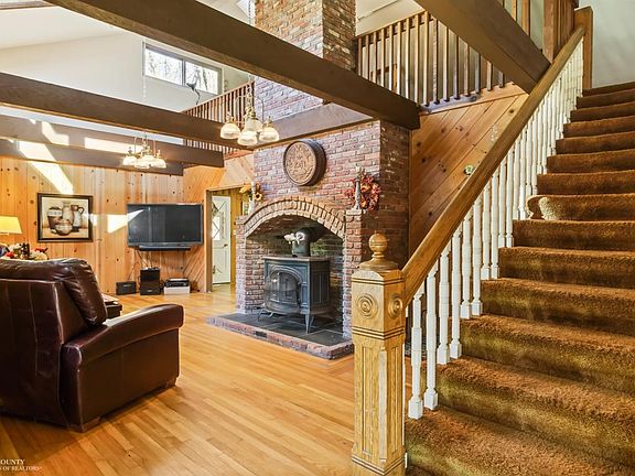 5th image of 13575 Crawford Ln