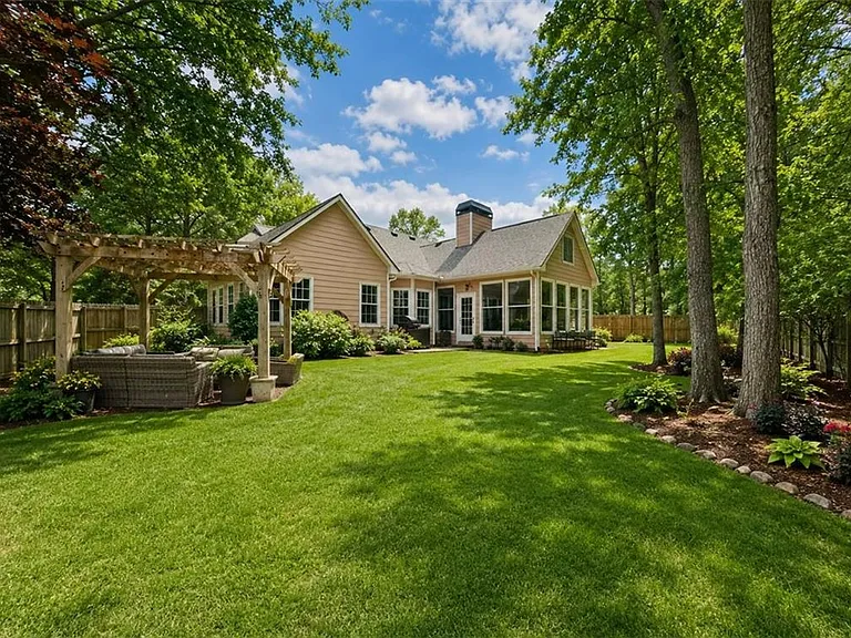 463 Valleyside Dr — Photo 19