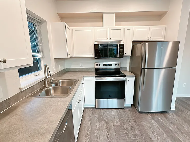 1316 High St — Photo 10