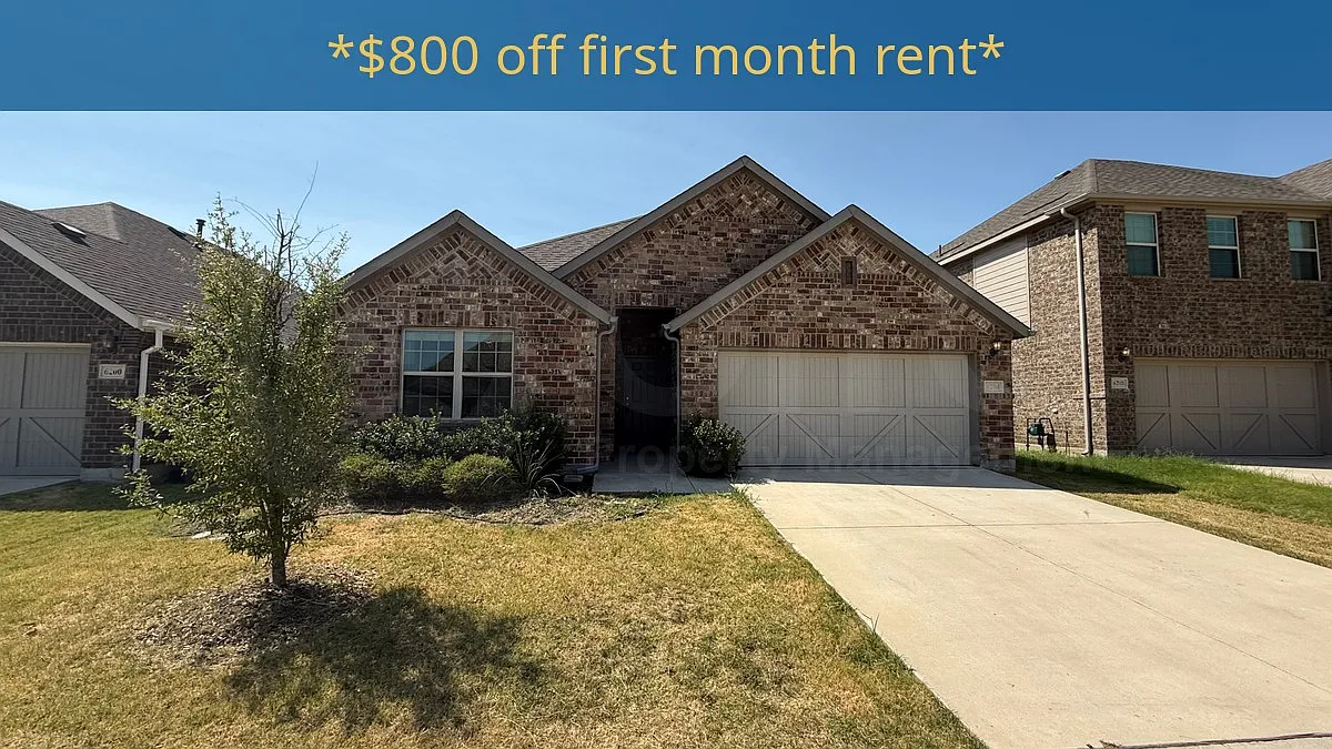 4 bed, 2.0 bath, 1885 sqft, $2,149 — Photo 1