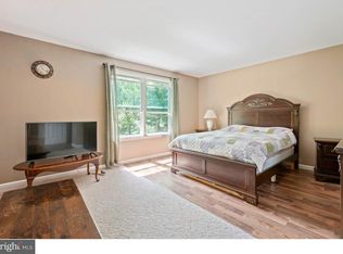 8116 Stow Rd, Pennsauken, NJ 08110