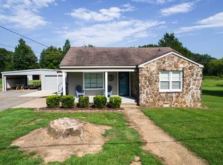 770 Smith Ln, Tuscumbia, AL 35674