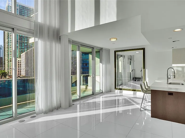200 Biscayne Boulevard Way #503 — Photo 4
