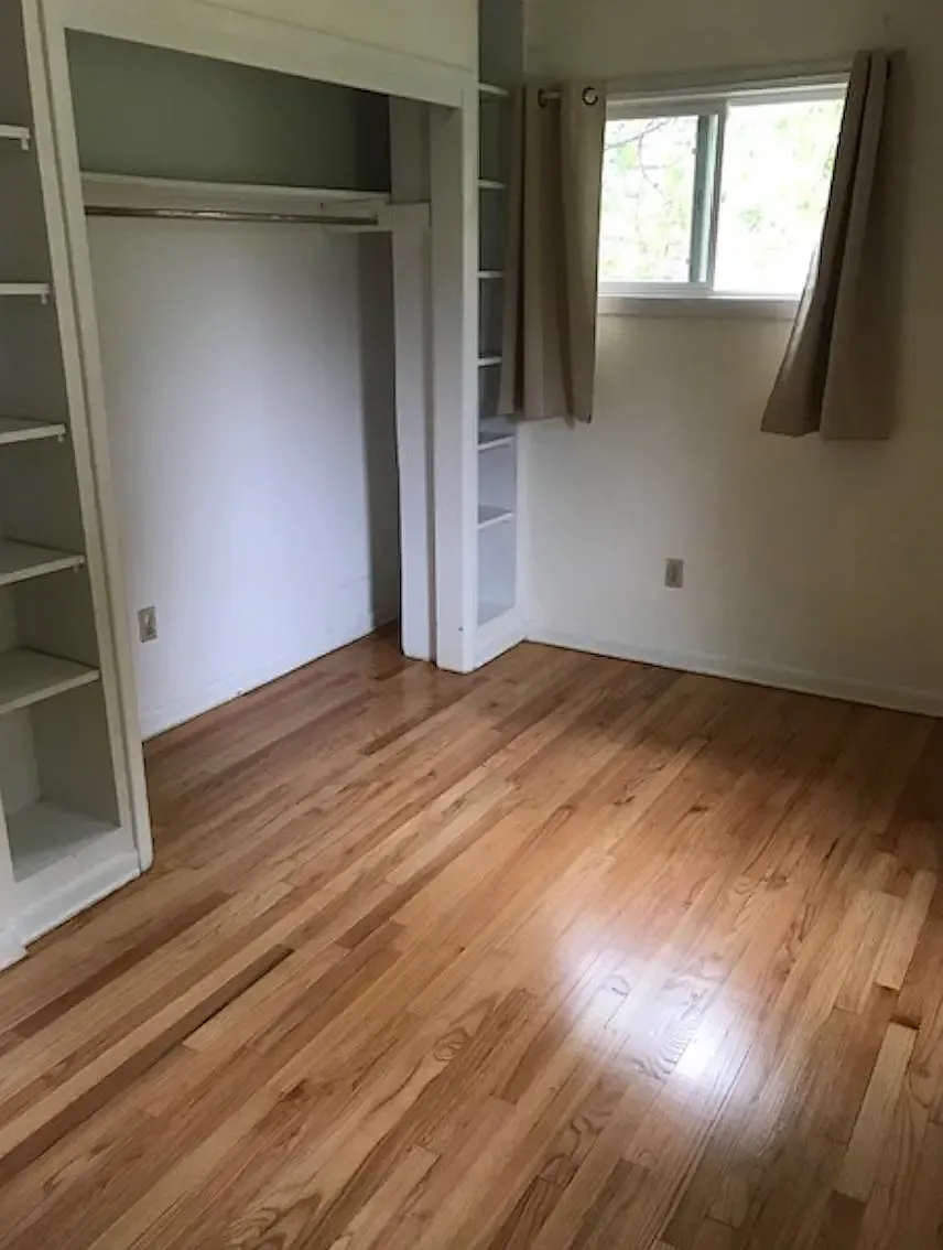 5 bed, 2286 sqft, $5,700 — Photo 4