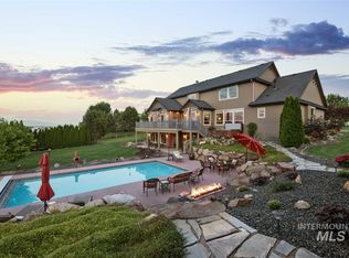 1374 Nova Ln, Meridian, ID 83642