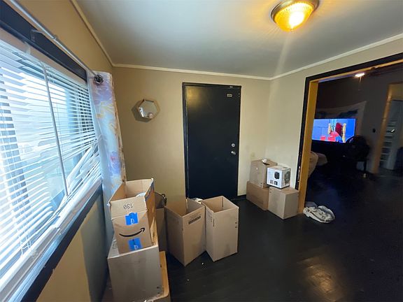 3rd image of 406 S Alabama Ave