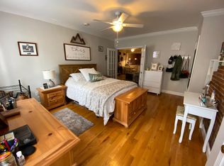 224 W 5th St #1, Boston, MA 02127