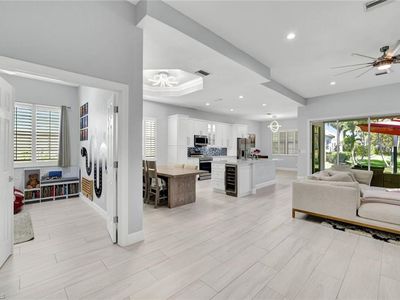 16143 Parque LN, Naples, FL, 34110