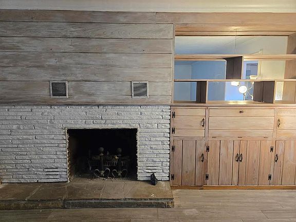 5th image of 859 Patterson Dr