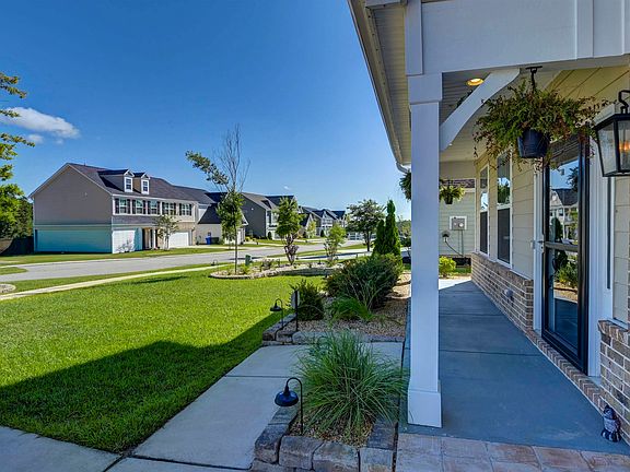 5th image of 4033 Summerland Way