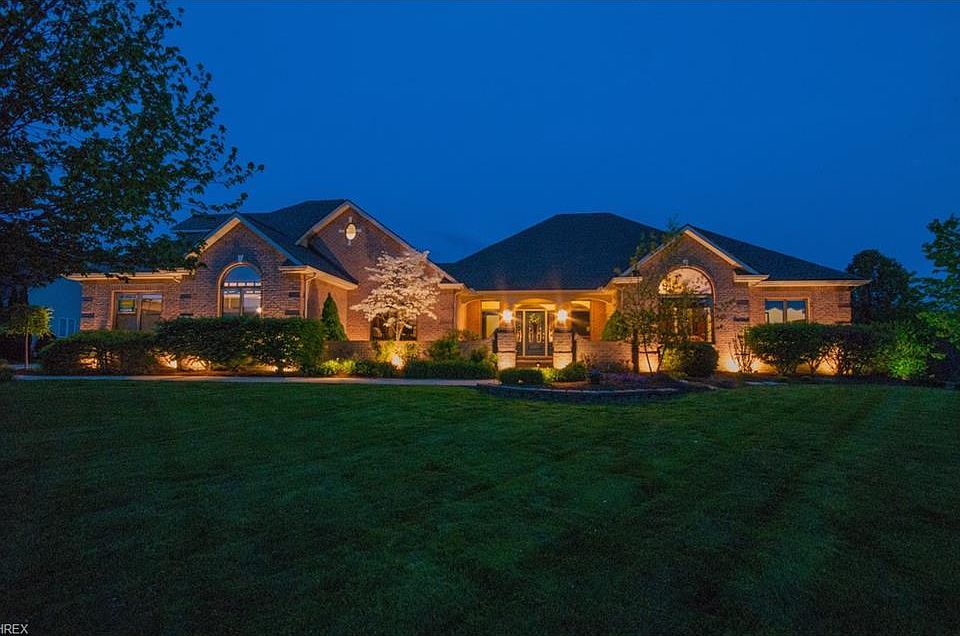 1st image of 6377 Highland Green Dr