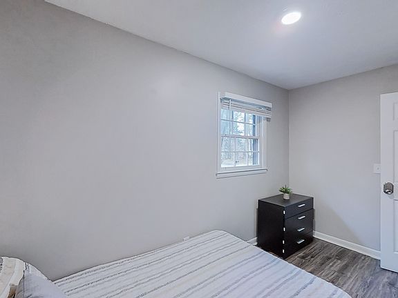 3rd image of 694 Anderson Dr #14926242