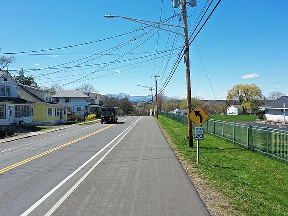 4th image of 68 Harry Howard Ave