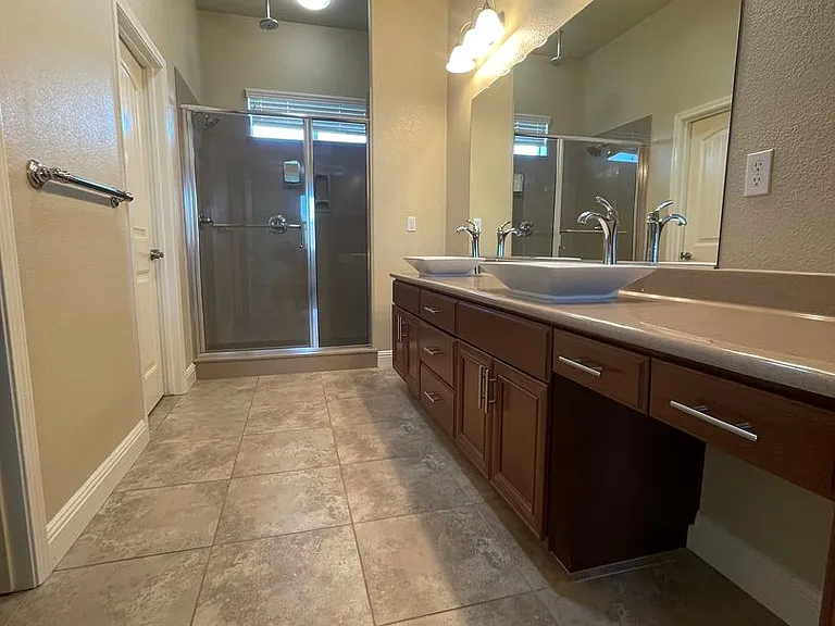 333 Wagon Wheel Dr — Photo 12