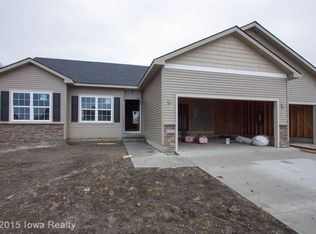 6377 NE 9th Ct, Des Moines, IA 50313