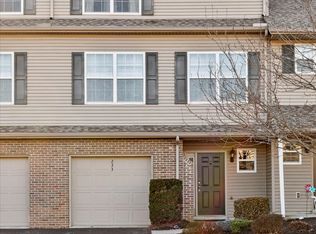 233 Thrush Dr, Hummelstown, PA 17036