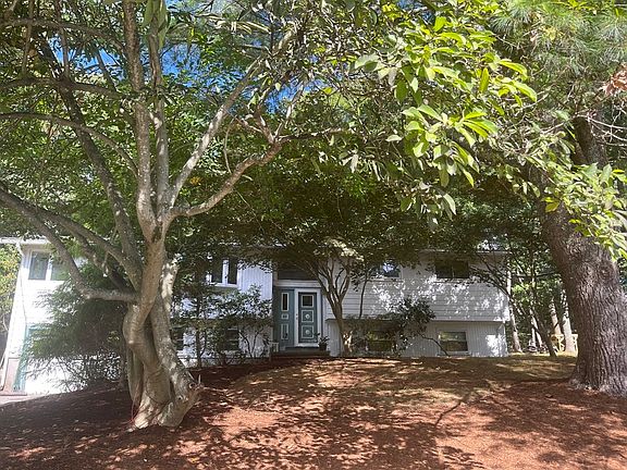 2nd image of 48 Spring Ln