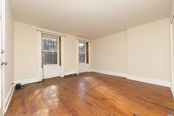 Rented by Century 21 American Homes | media 8