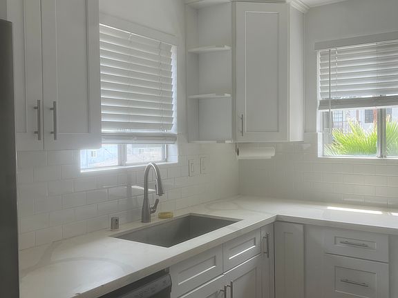 2nd image of 782 2oth St #4