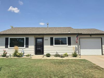 1209 E 32nd St, Hays, KS, 67601