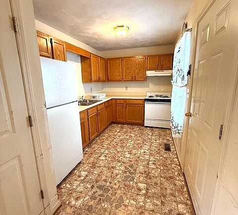5th image of 522 N Rockbridge Ave