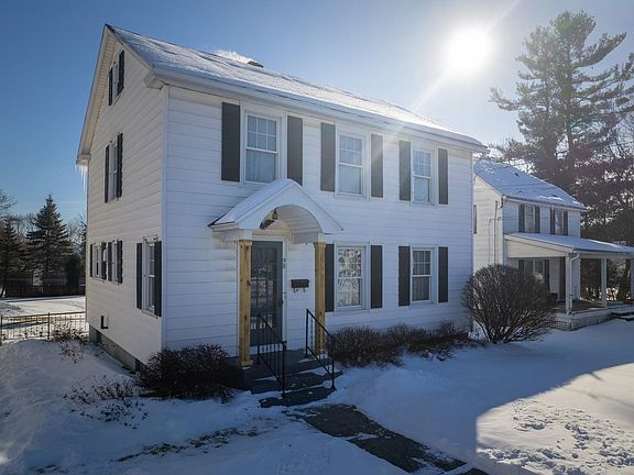 4th image of 98 Harrington Avenue