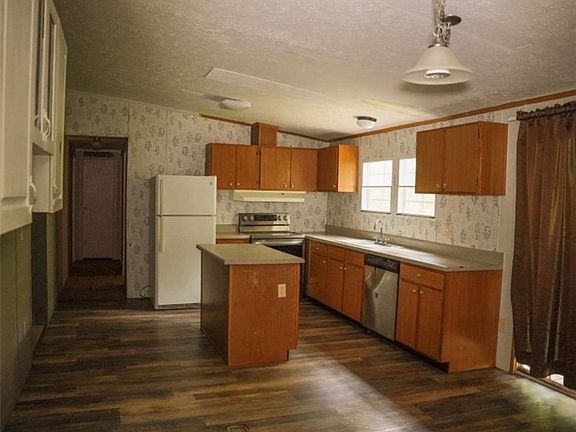 2nd image of 1856 Goldmine Rd