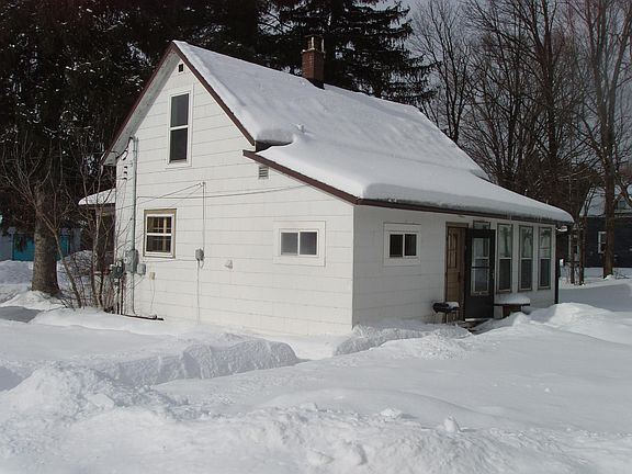 3rd image of 522 Paddock Ave