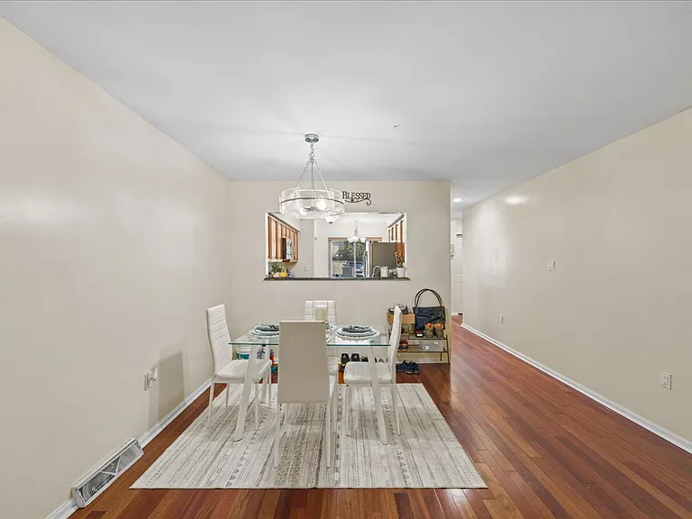 11 Nicole Cir #3 — Photo 11