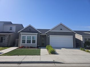 6181 E Balch Ave, Fresno, CA 93727