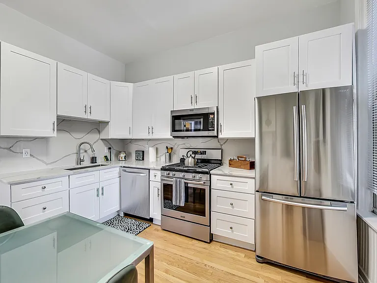 850 S Loomis St #3 — Photo 8