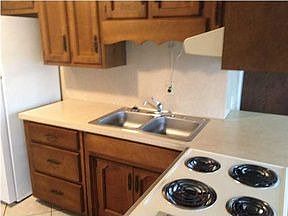 4th image of 109 Driftwood Rd Unit 102/104