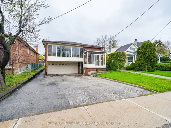 1164 Kipling Ave, Toronto, ON M9B 3M6