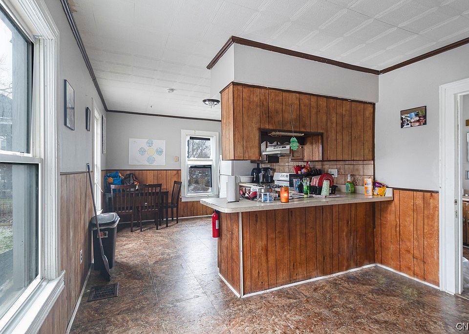 343 Lenox Ave, Oneida, NY 13421 Zillow