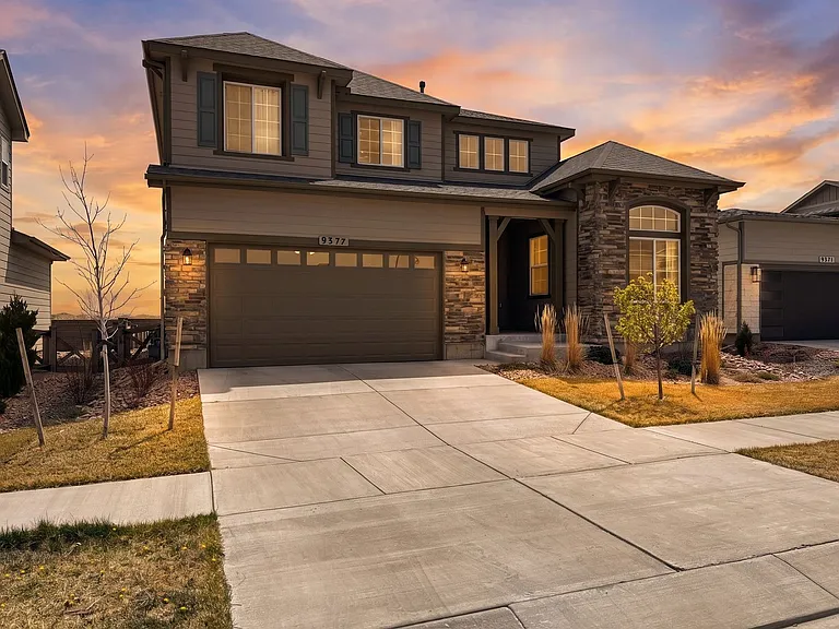 9377 Mayflower Gulch Way — Photo 2