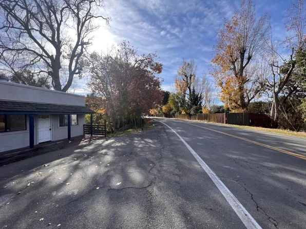 14251 River Rd, Walnut Grove, CA 95690