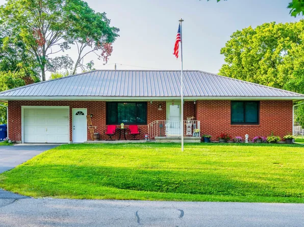 206 W Coombs St, Smithton, MO 65350