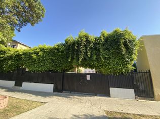 5832 1/2 Camerford Ave, Los Angeles, CA 90038