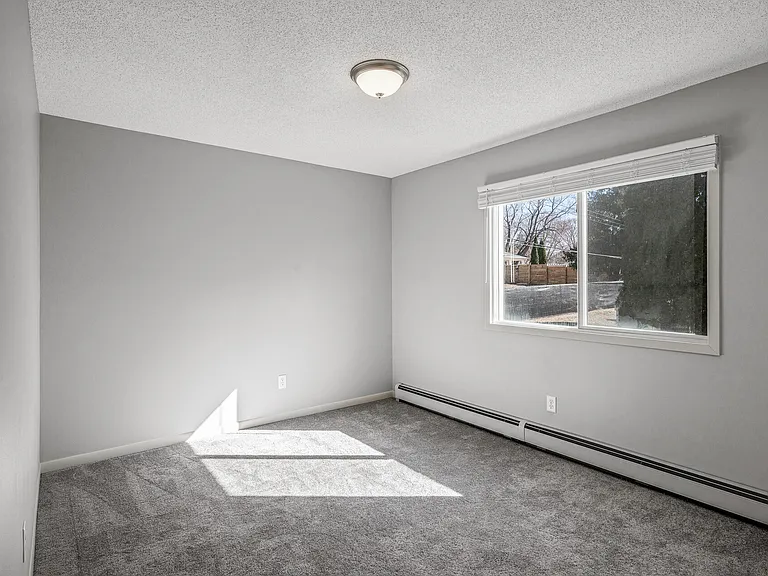 2720 Rosalyn Ct #202 — Photo 18