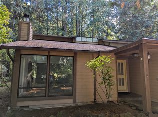 21926 SE 37th St, Sammamish, WA 98075