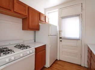 140 N Humphrey Ave APT 2W, Oak Park, IL 60302