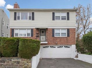 5 Touraine Ave #1, Pt Chester, NY 10573