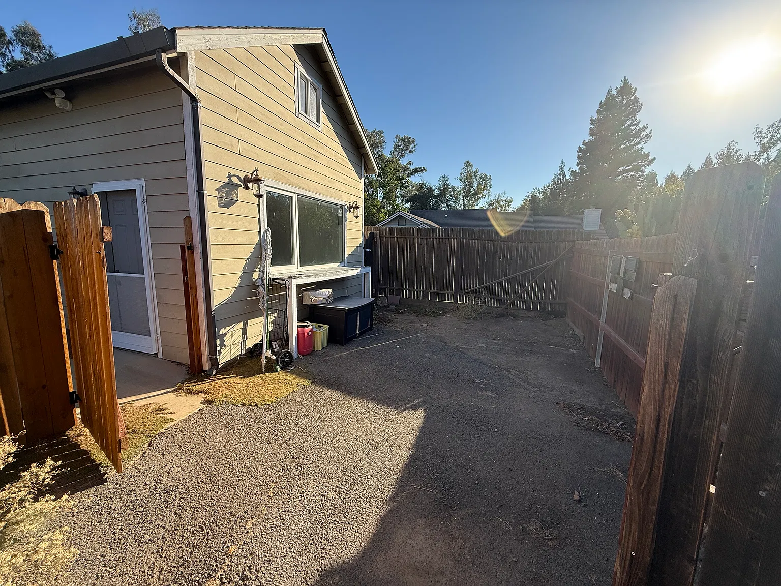 1 bed, 700 sqft, $1,800 — Photo 3