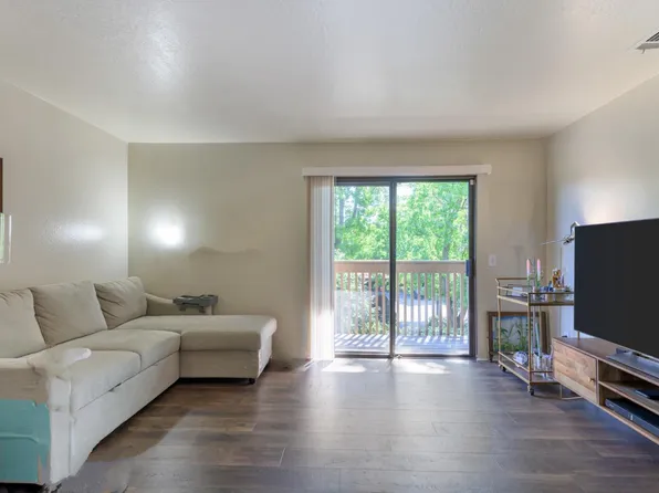 2398 Walters Way #6, Concord, CA 94520