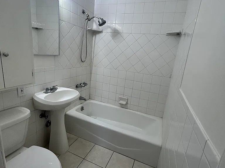 3808 W 132nd St — Photo 10