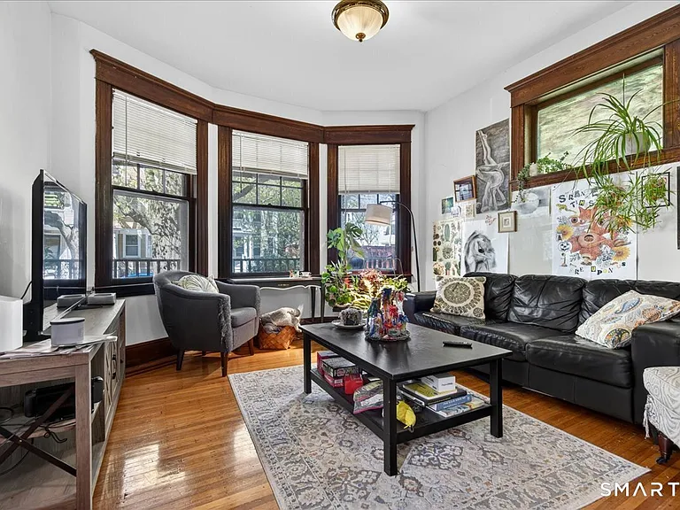 106 Lawrence St #1 — Photo 2