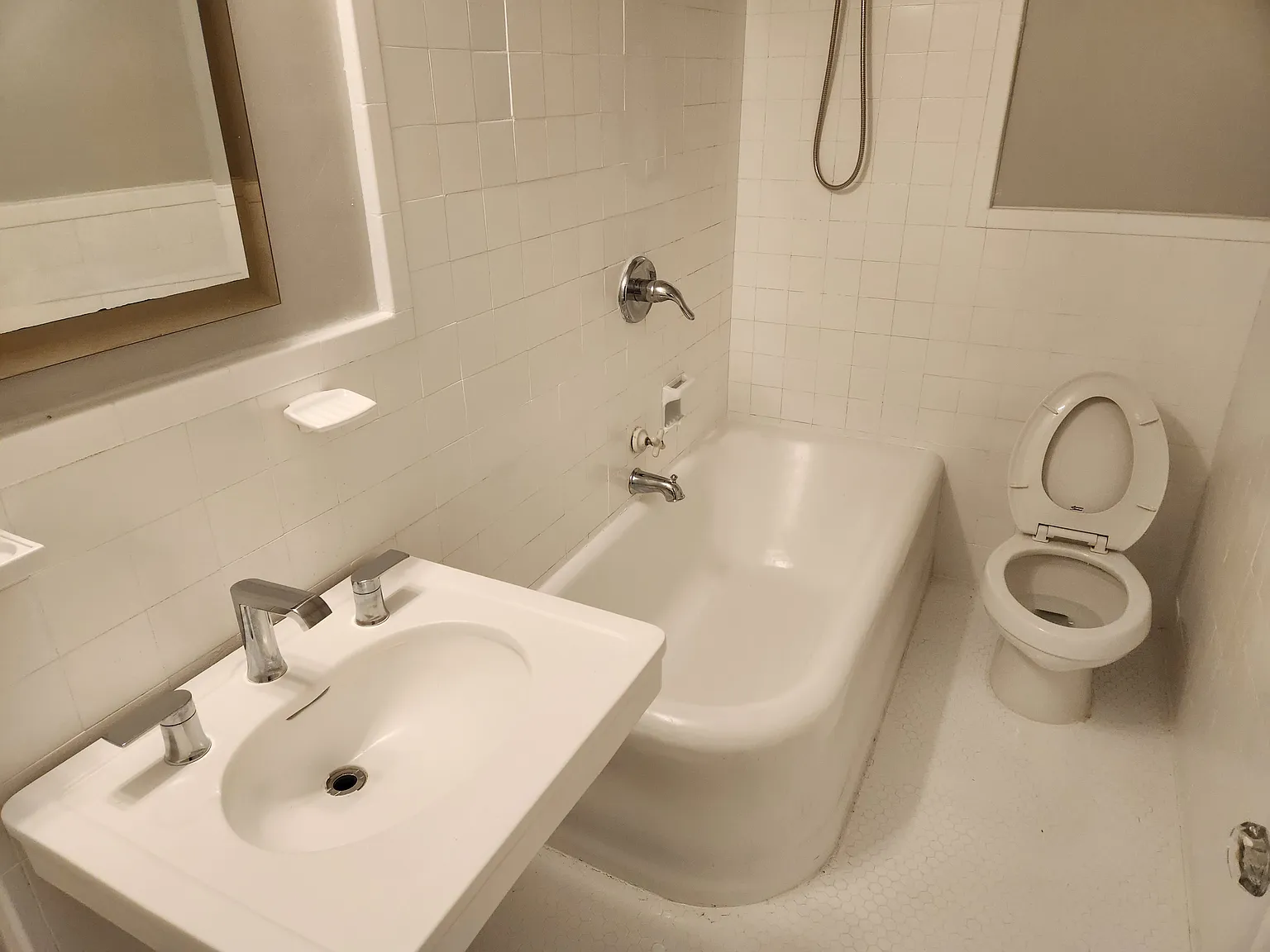 Studio, 452 sqft, $1,250 — Photo 4