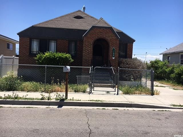 1st image of 168 E Helm Ave